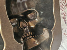 Load image into Gallery viewer, Skull Cake Tin