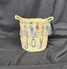 Load image into Gallery viewer, Holiday Nesting Baskets