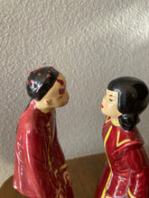 Load image into Gallery viewer, Vintage Oriental Kissing Couple-Red