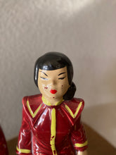 Load image into Gallery viewer, Vintage Oriental Kissing Couple-Red