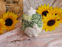 Load image into Gallery viewer, Bunny Lettuce Sugar Dish
