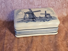 Load image into Gallery viewer, Certified Delfts Blauw Royal Goedenwaagen Dutch Windmill ceramic trinket box
