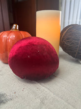 Load image into Gallery viewer, Velvet Pumpkin
