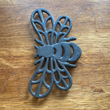 Load image into Gallery viewer, Cast Iron Black Bee Trivet
