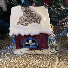 Load image into Gallery viewer, Christmas Mouse House
