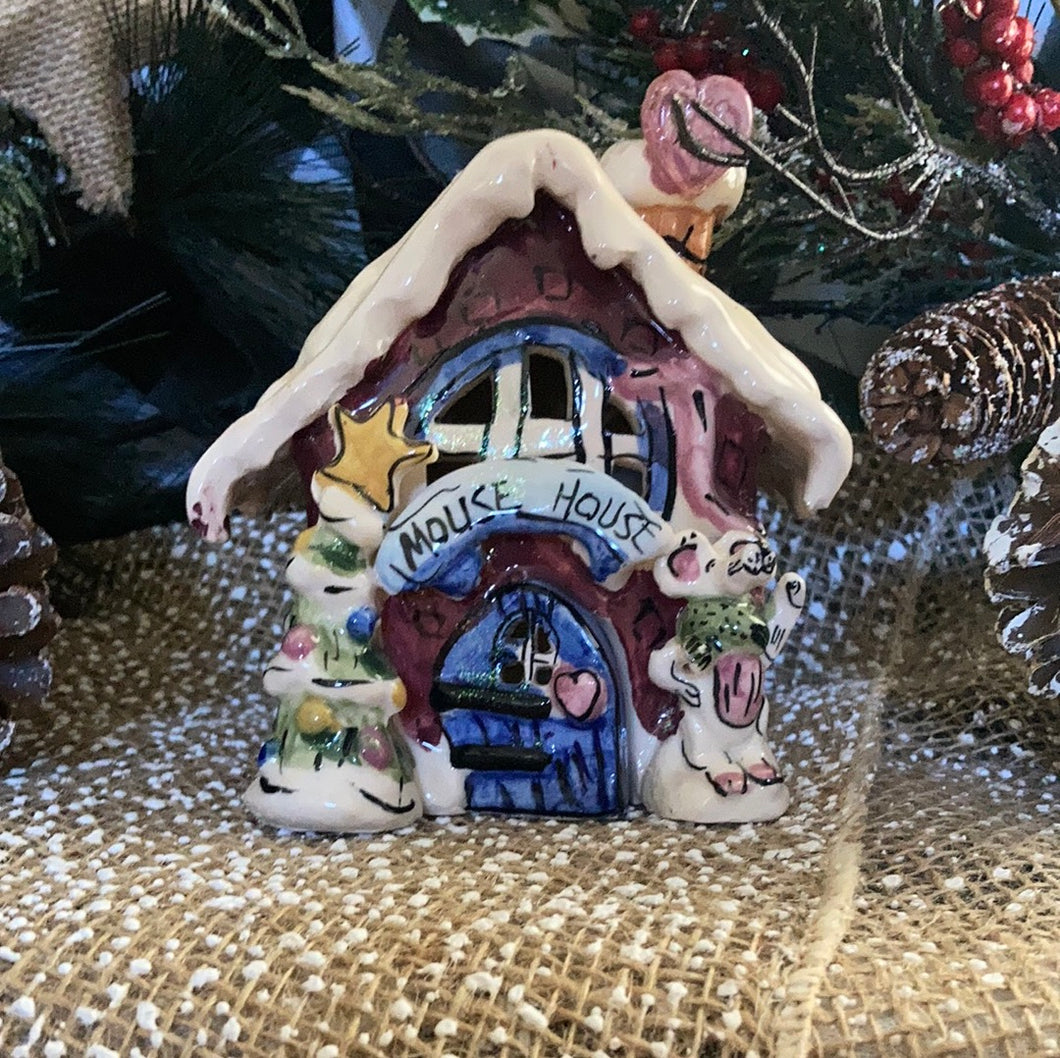 Christmas Mouse House